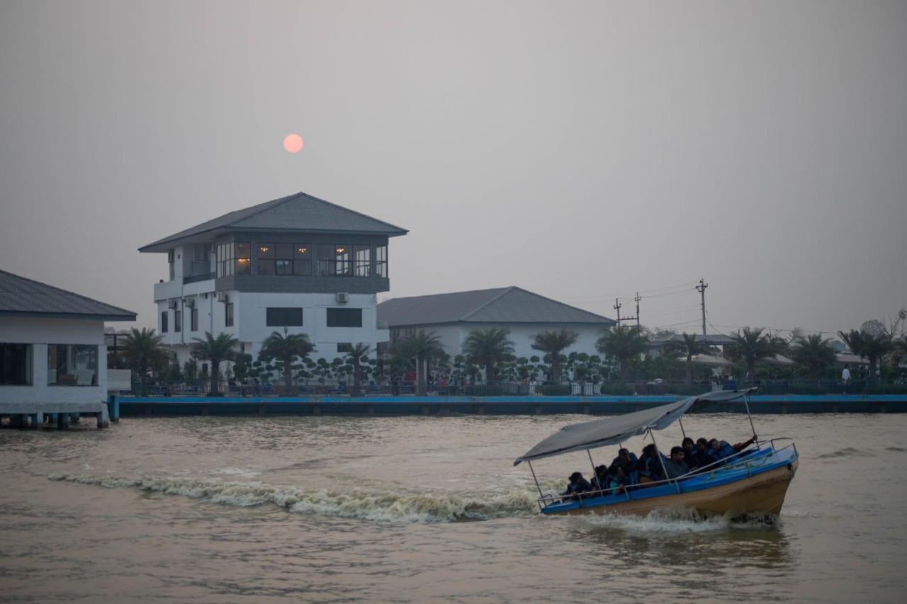 Lumbini Palace Resort 외부 사진